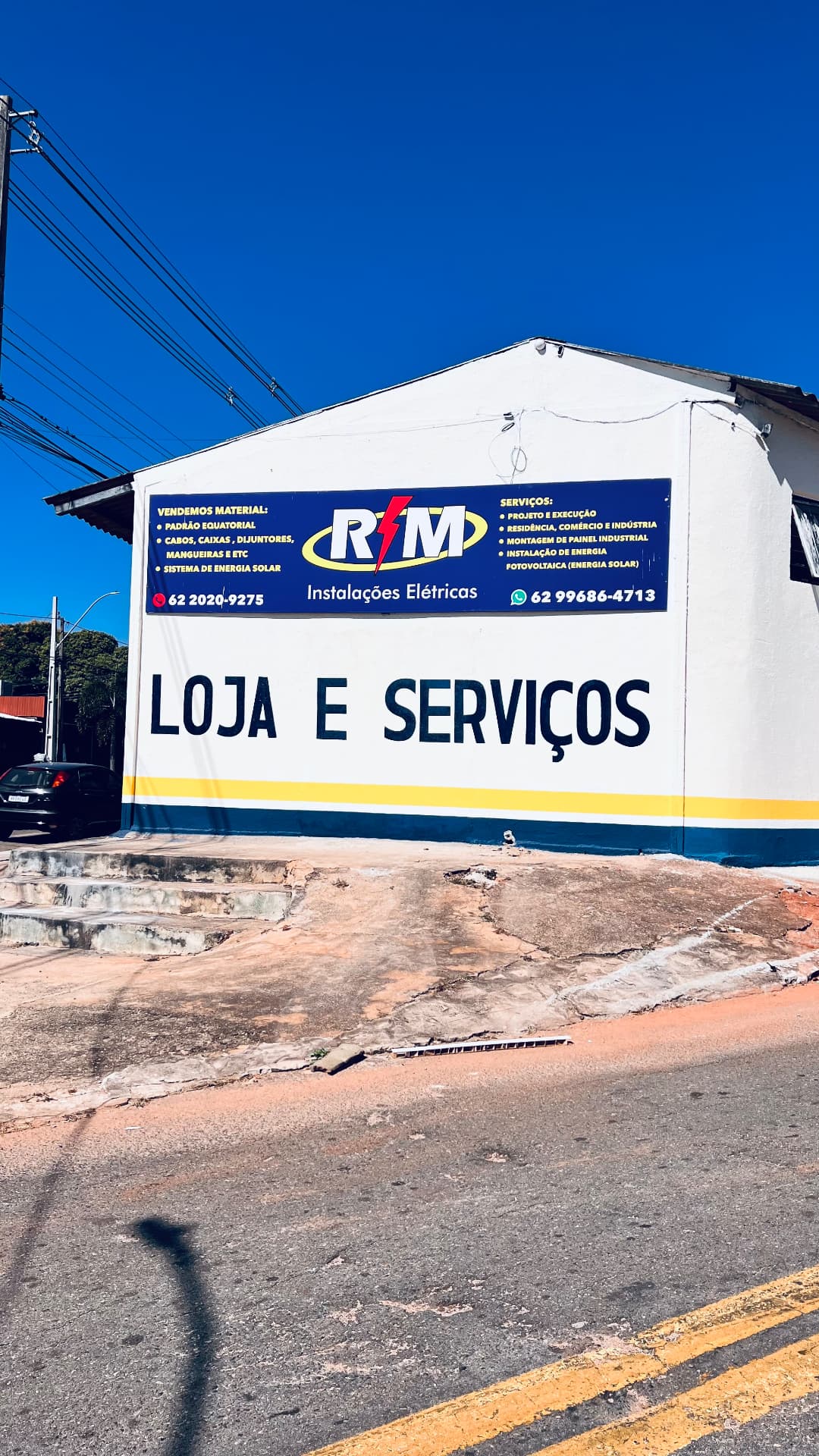 Fachada frontal da RM Instalações Elétricas em Goiânia - GO